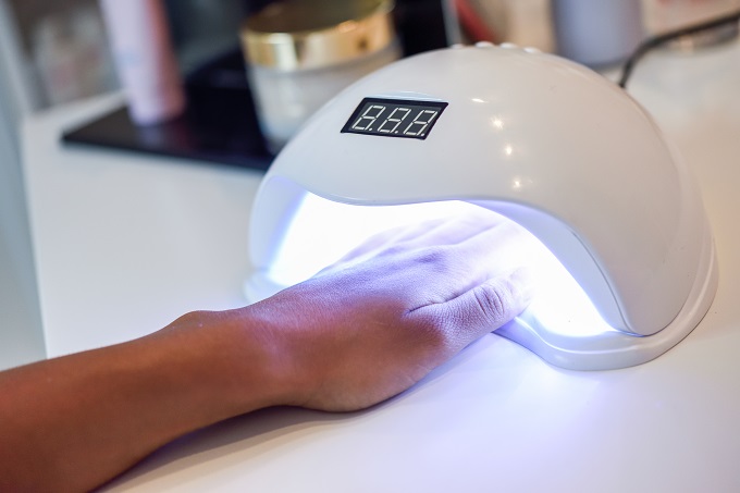 Features of a UV Nail Lamp