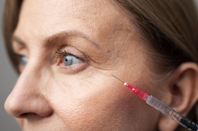 Anti-Wrinkle Injection Eye Cosmetic Treatment